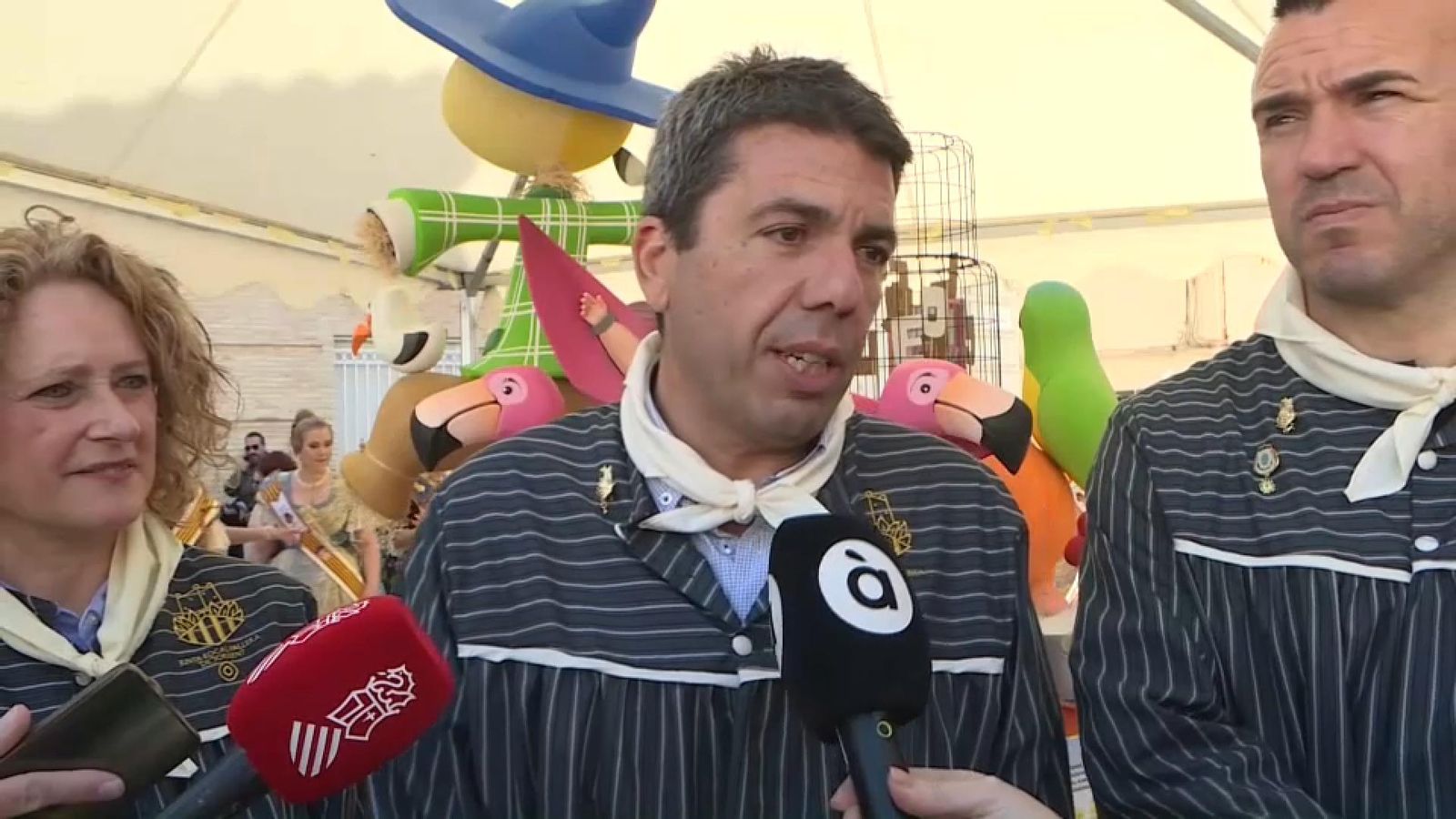 El president de la Generalitat, Carlos Mazón, en una visita a les Falles de Torrent El president de la Generalitat, Carlos Mazón, en una visita a les Falles de Torrent