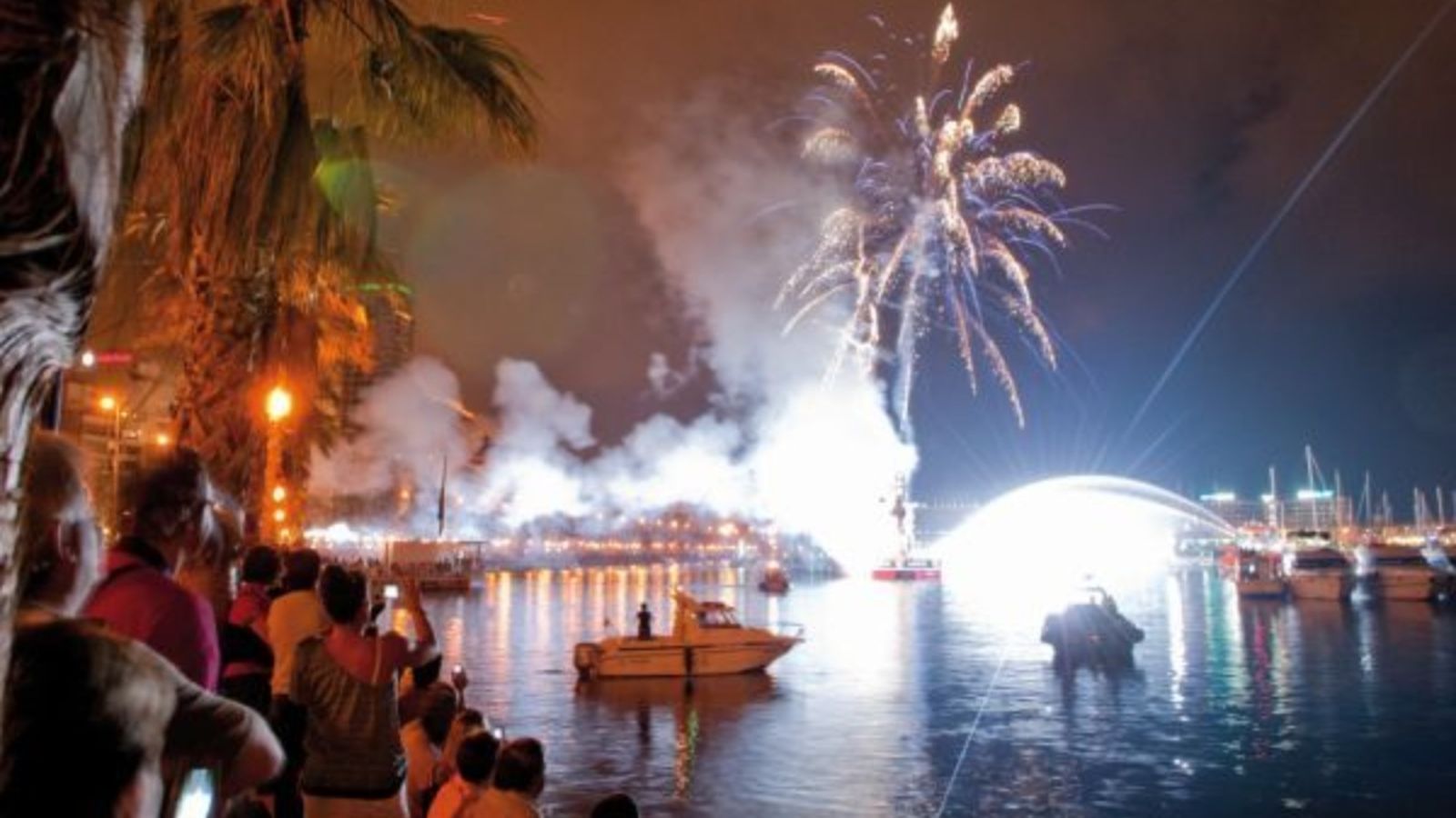 Alacant celebrarà l'arribada del nou any sense la tradicional palmera de focs artificials des del Benacantil