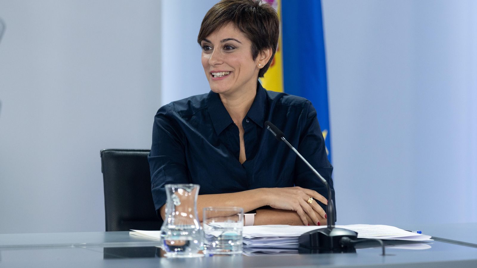 La portaveu del govern, Isabel Rodríguez, en una roda de premsa en Moncloa