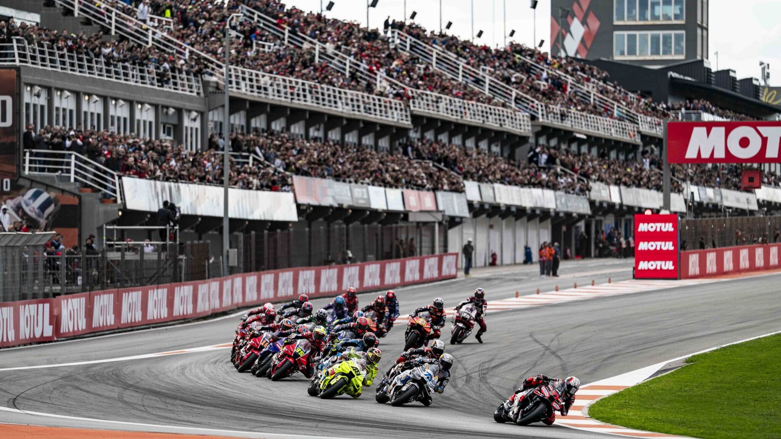 Una prova del Mundial de MotoGP al Circuit Ricardo Tormo