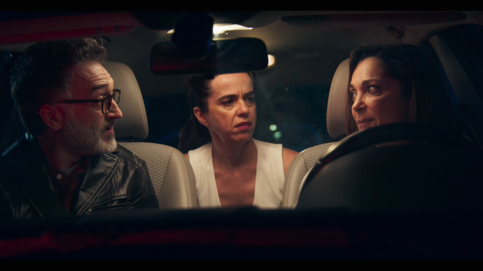 Dos són companyia i tres no sempre fan ball...