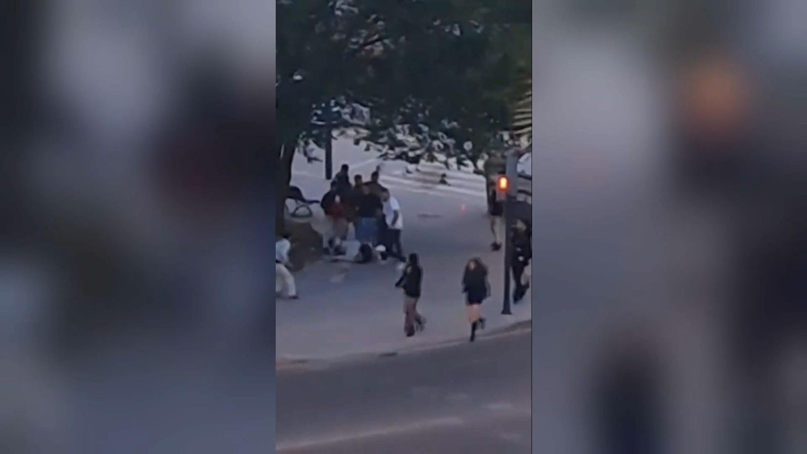 Sis joves apallissen un altre a la zona de la Creu Coberta, a València