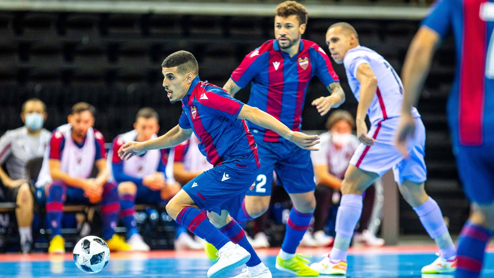 El Llevant FS cau golejat contra el FC Barcelona