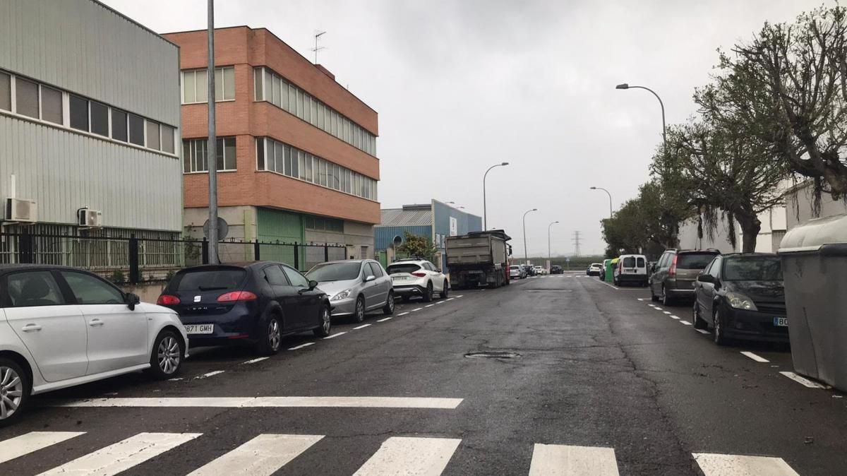 Les indústries mantenen l'activitat amb una "certa normalitat", entre torns i teletreball Les indústries mantenen l'activitat amb una "certa normalitat", entre torns i teletreball