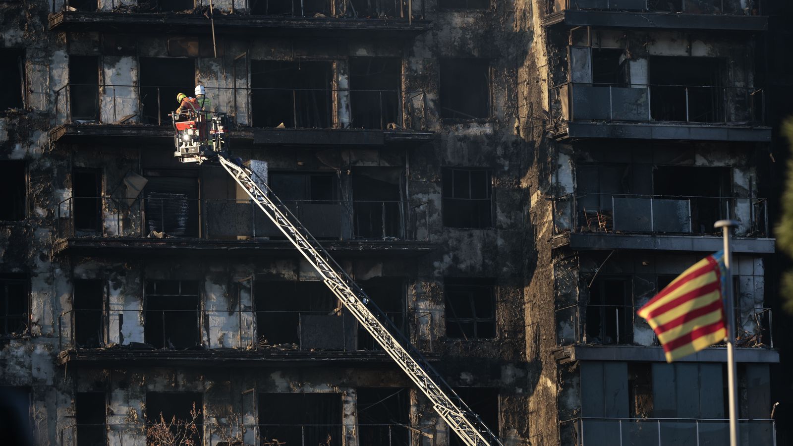 Programa homenatge a les víctimes de l'incendi de Campanar i als efectius d'emergències