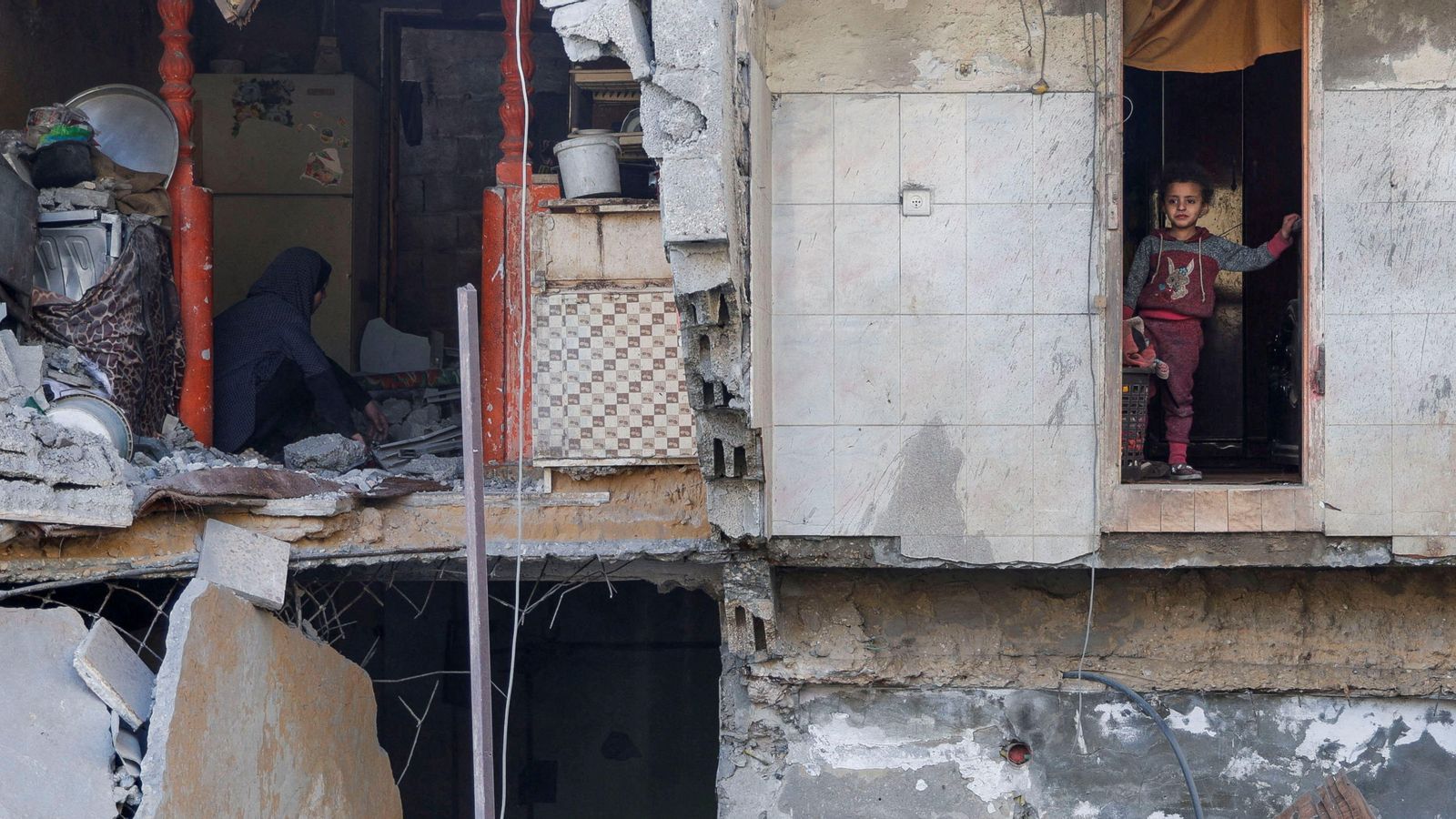 Un edifici destruït a Khan Yunis