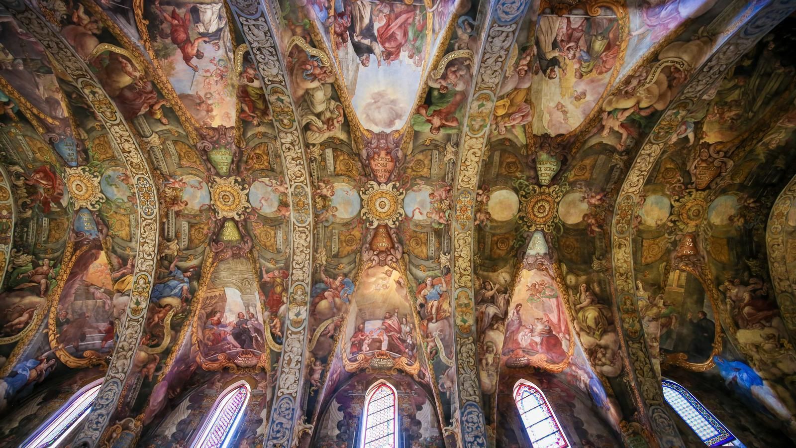 Frescos restaurats al sostre de Sant Nicolau, a València
