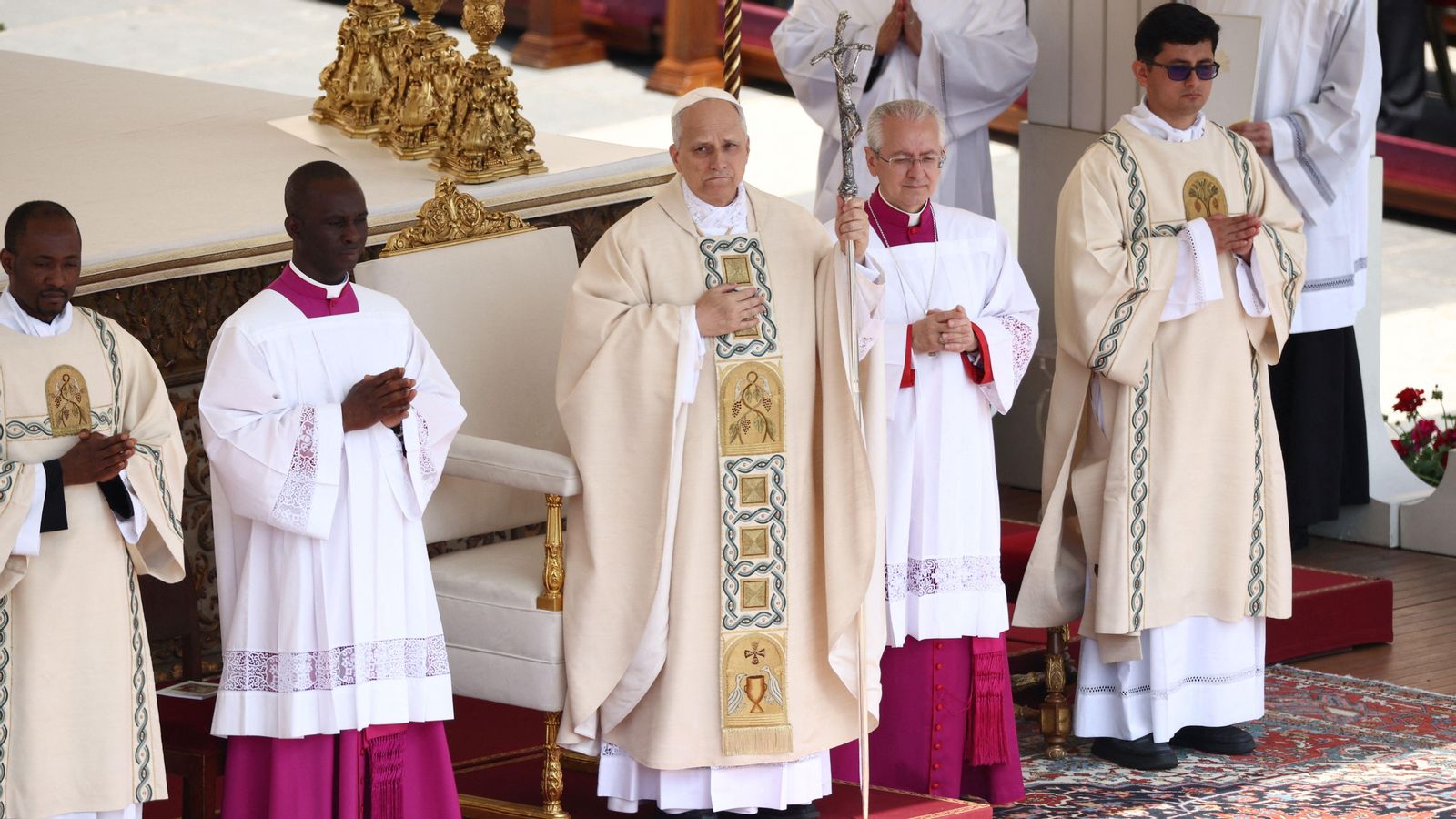 POPE-LEO/