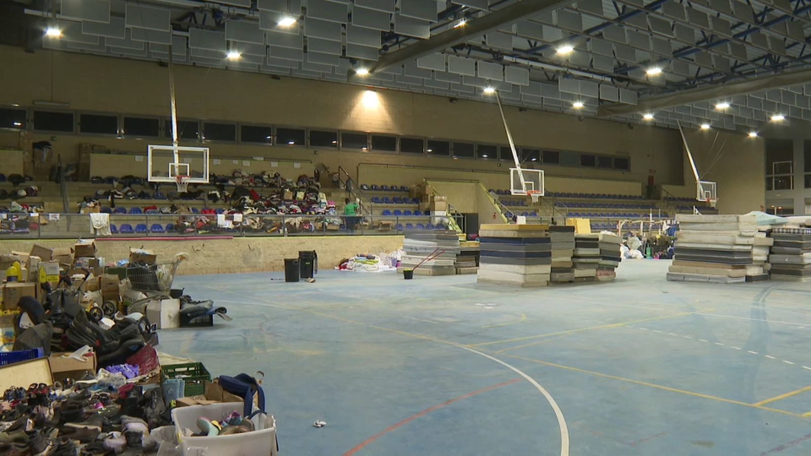 El pavelló esportiu de Picanya es va haver de reconvertir en centre logístic