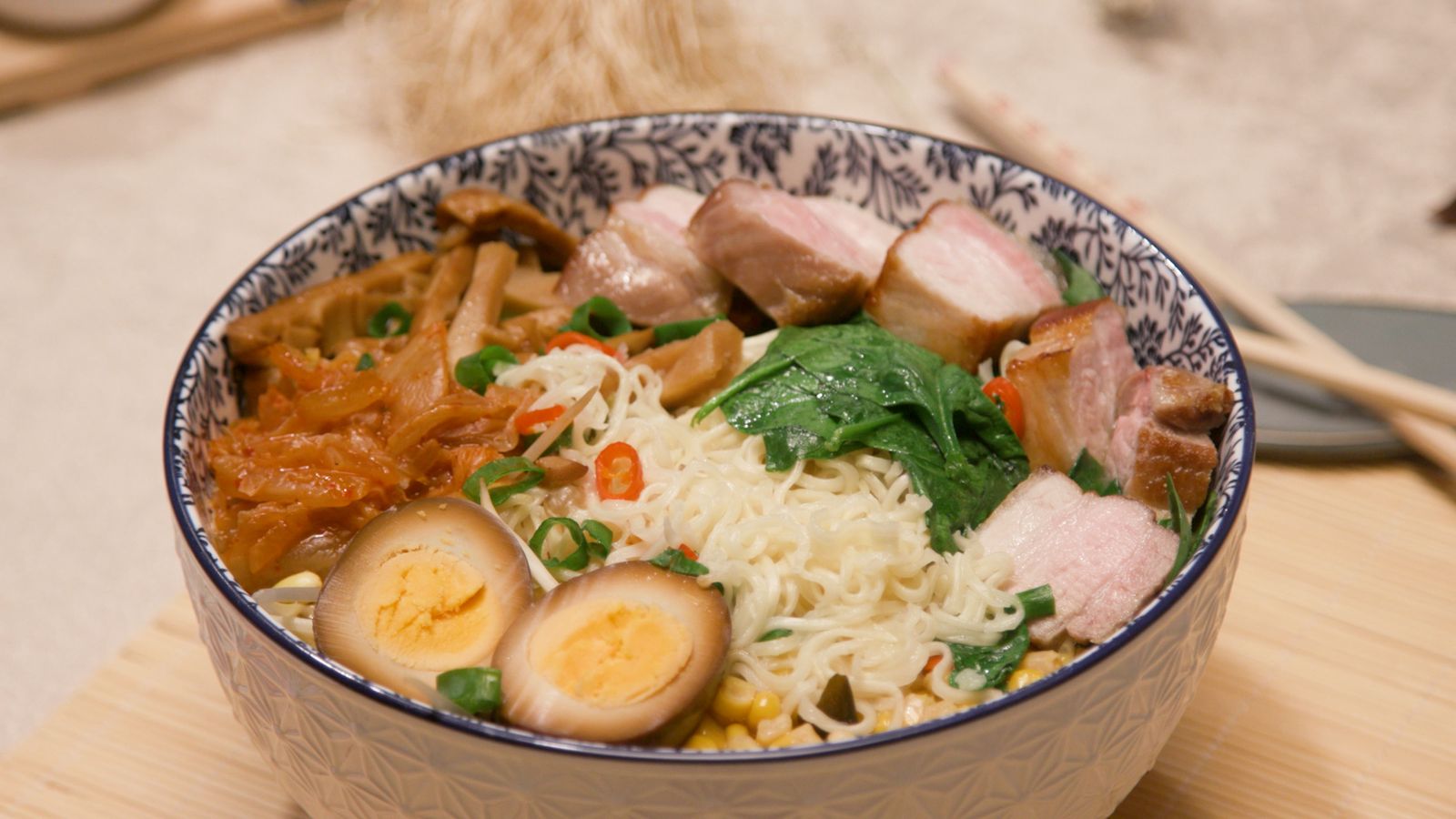 Ramen japonés amb caldo de miso