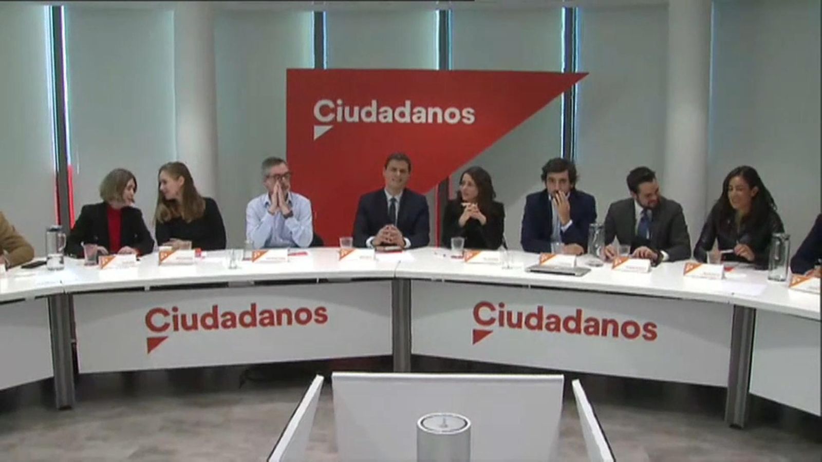Ciutadans afronta la negociació andalusa amb menys exigències i l'objectiu de fer fora el PSOE Ciutadans afronta la negociació andalusa amb menys exigències i l\'objectiu de fer fora el PSOE