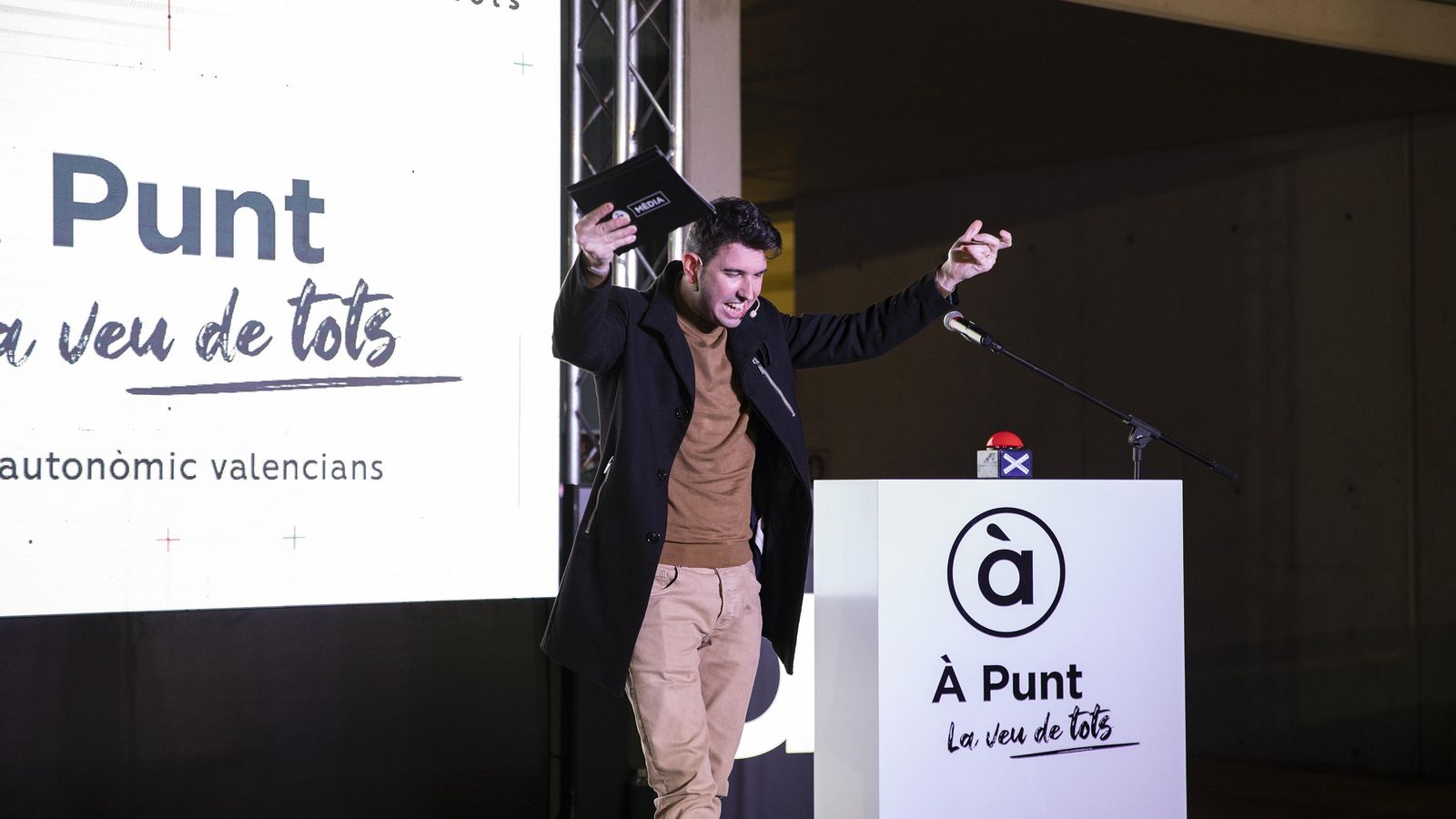 'À Punt, la veu de tots' arriba a Benidorm