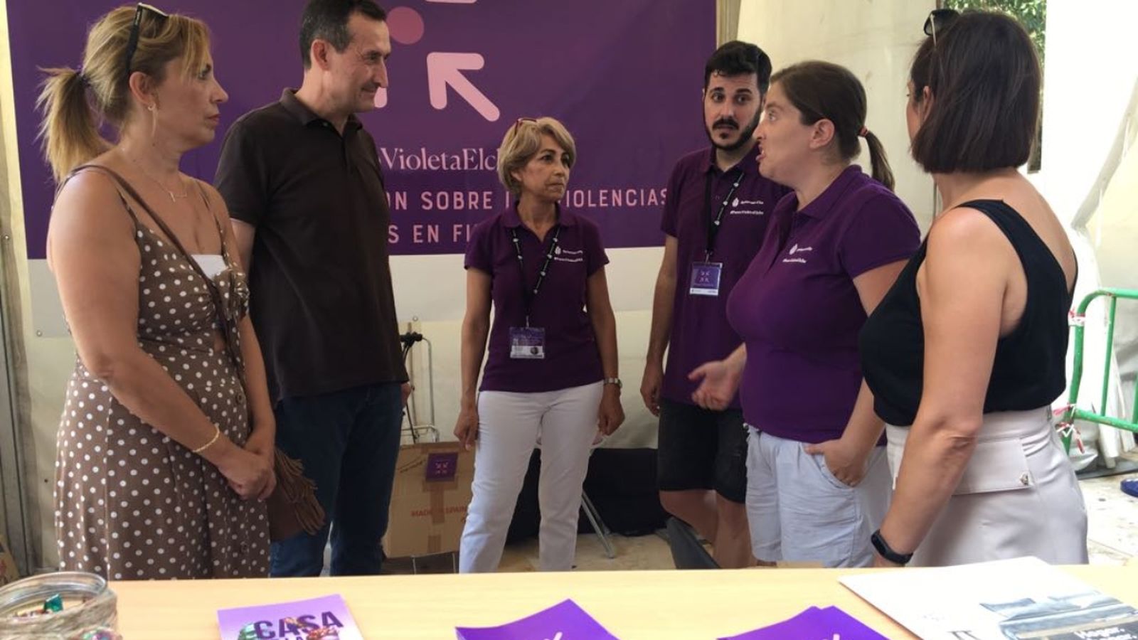 Un dels tres punts violeta en les festes d’Elx
