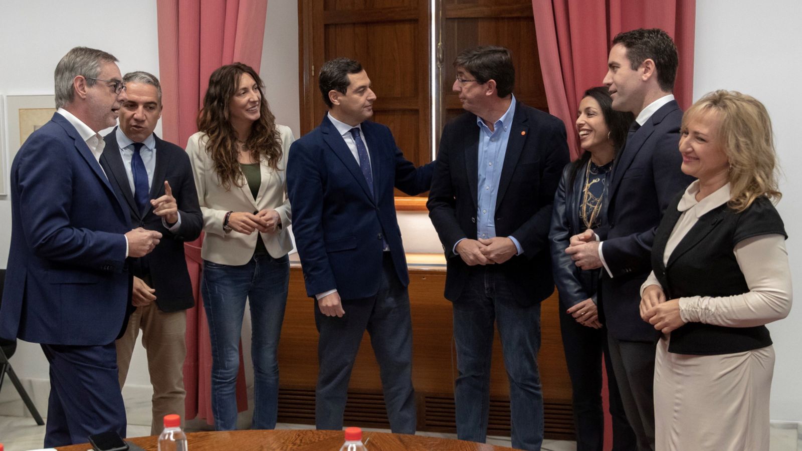 Reunió entre els equips negociadors de Ciutadans i el PP aquest dimecres a Sevilla