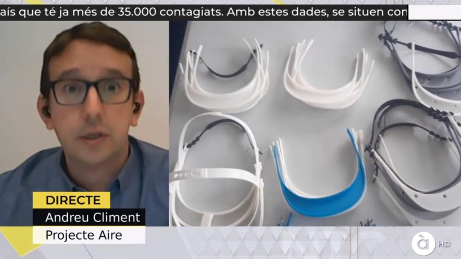 Ll’enginyer de telecomunicacions Andreu Climent durant la seua intervenció en À Punt