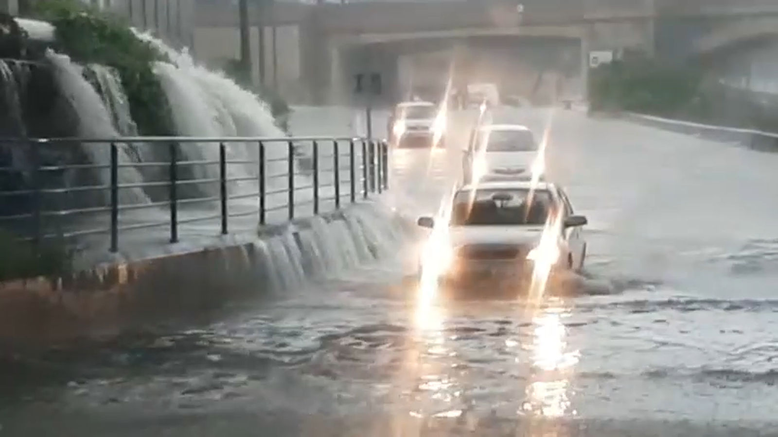 Fortes pluges al litoral nord de València i l'àrea metropolitana