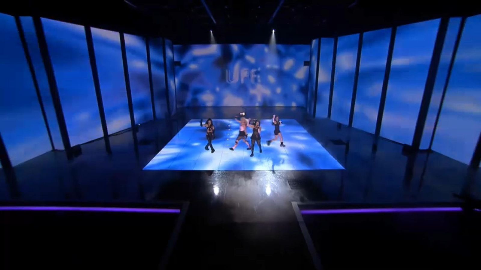 Actuació durant el Benidorm Fest