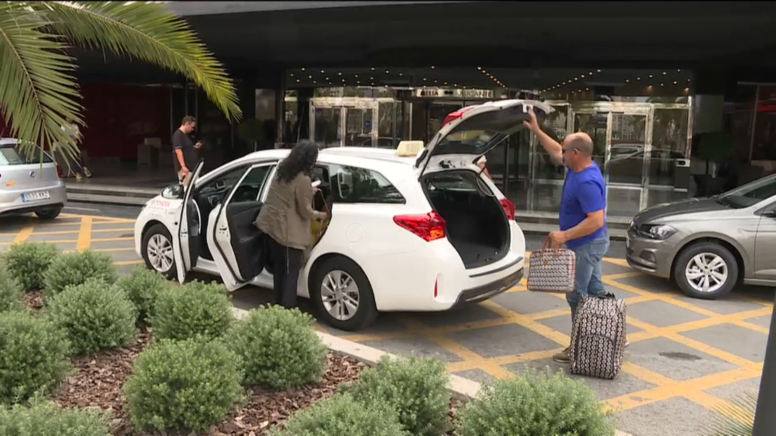 Recomanen intensificar la neteja de taxis i VTC per la Covid-19