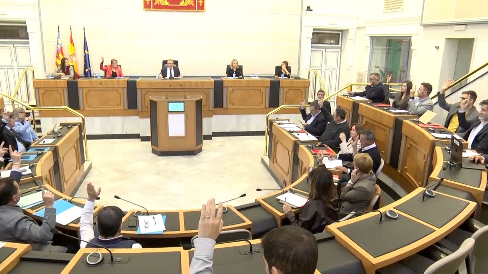 Votació de la creació de la comissió d'investigació a la Diputació d'Alacant