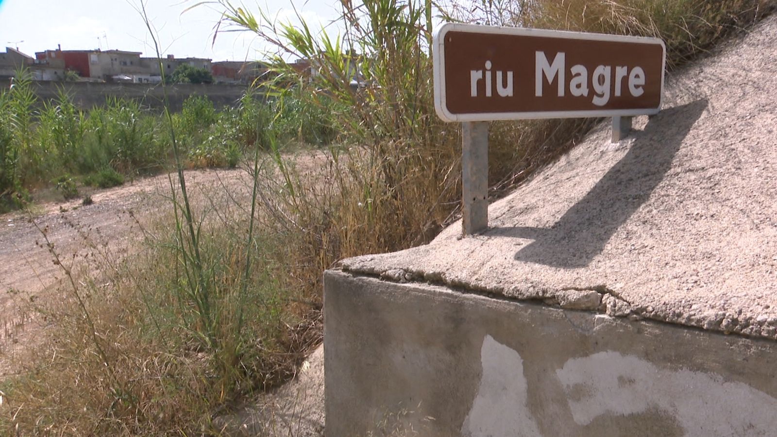 El riu Magre sec al terme d'Algemesí