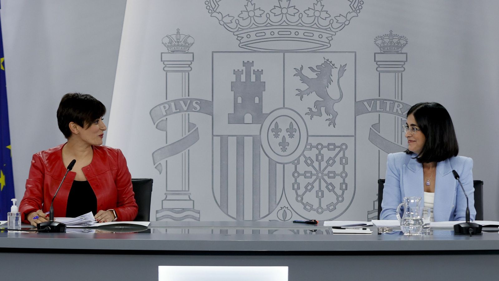 Les ministres Isabel Rodríguez i Carolina Darias, durant la roda de premsa posterior a la reunió del Consell de Ministres