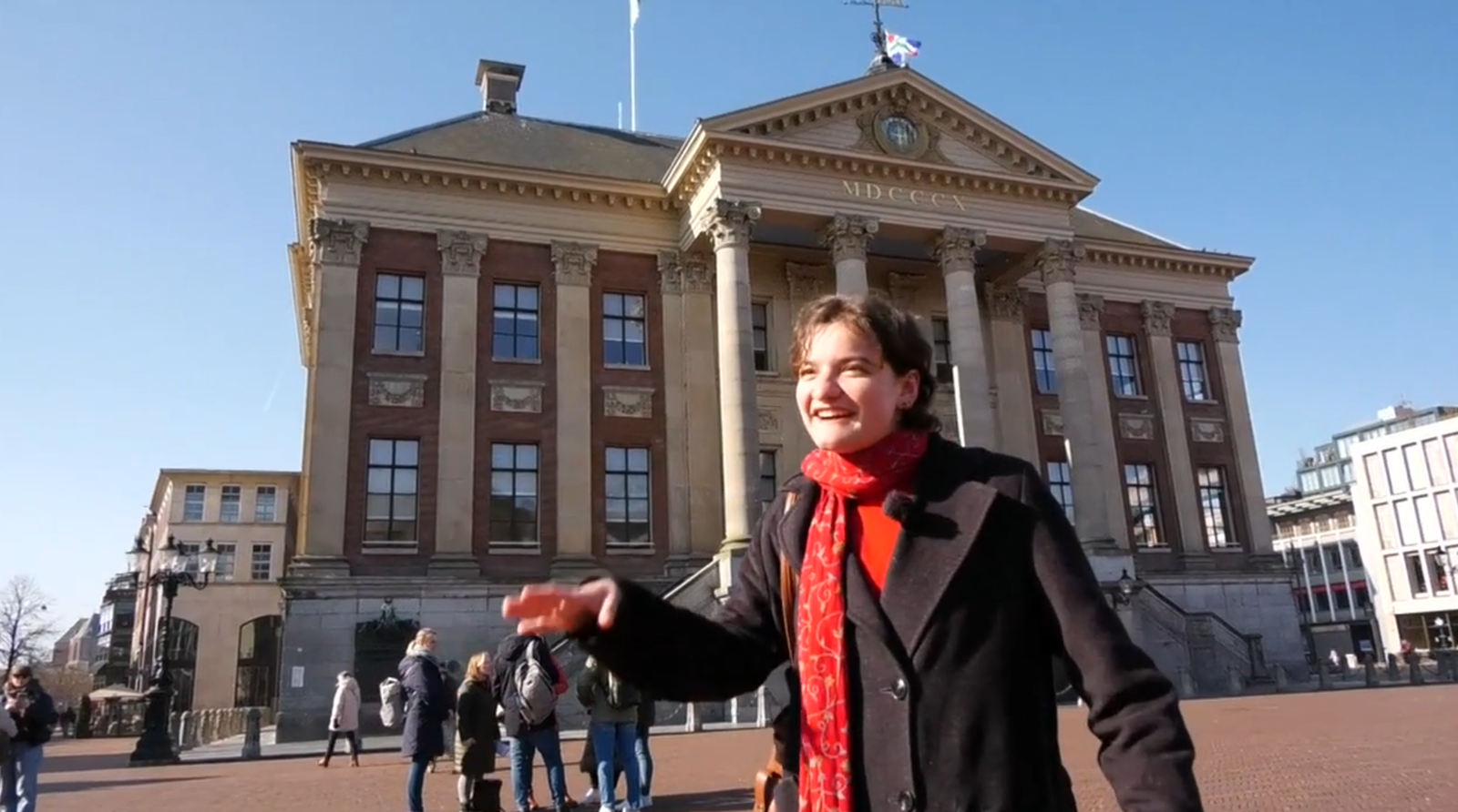 Zulima Martí, d’Alboraia, fa quatre anys que viu a Groningen. Ella ens ensenyarà Grote Markt, la plaça principal i un dels espais més representatius de la ciutat. 