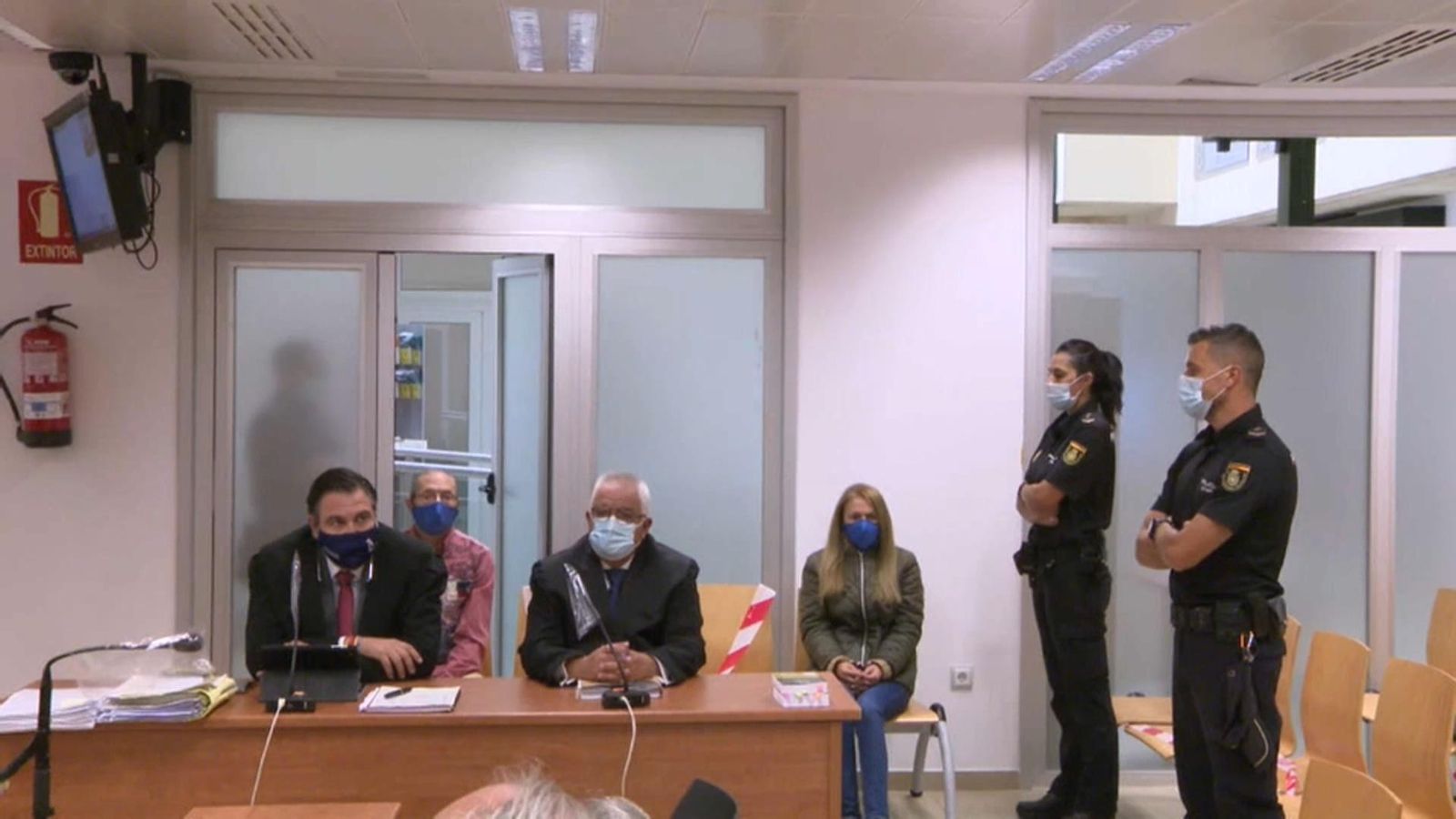Primera sessió de la vista oral, aquest dilluns, amb l'acusada al centre