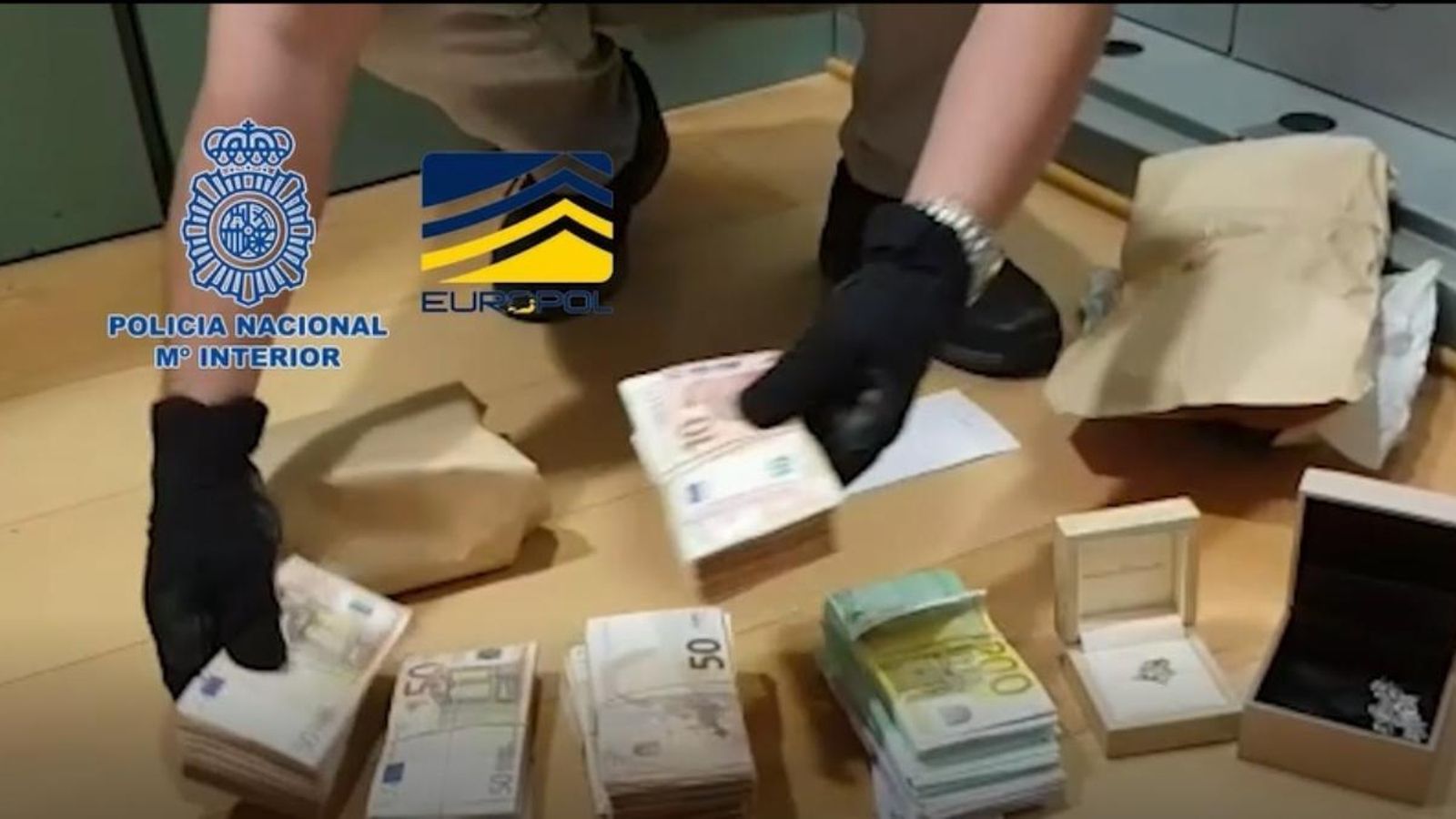 Imatge de la macrooperació policial contra la màfia russa