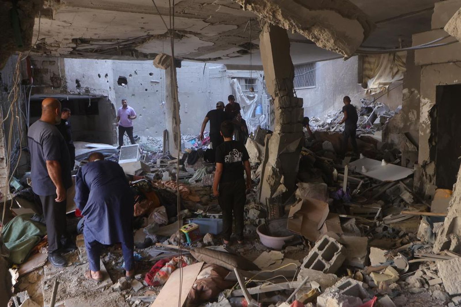 L'estat en què ha quedat la cafeteria de Tulkarem després de l'atac israelià