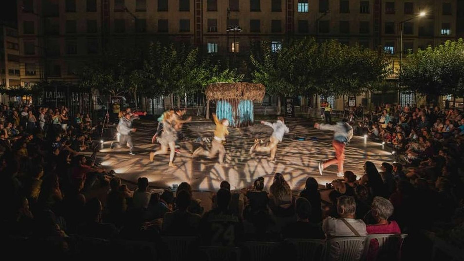 Els carrers de Castelló de la Plana acullen l'edició més internacional del festival escènic MUT!