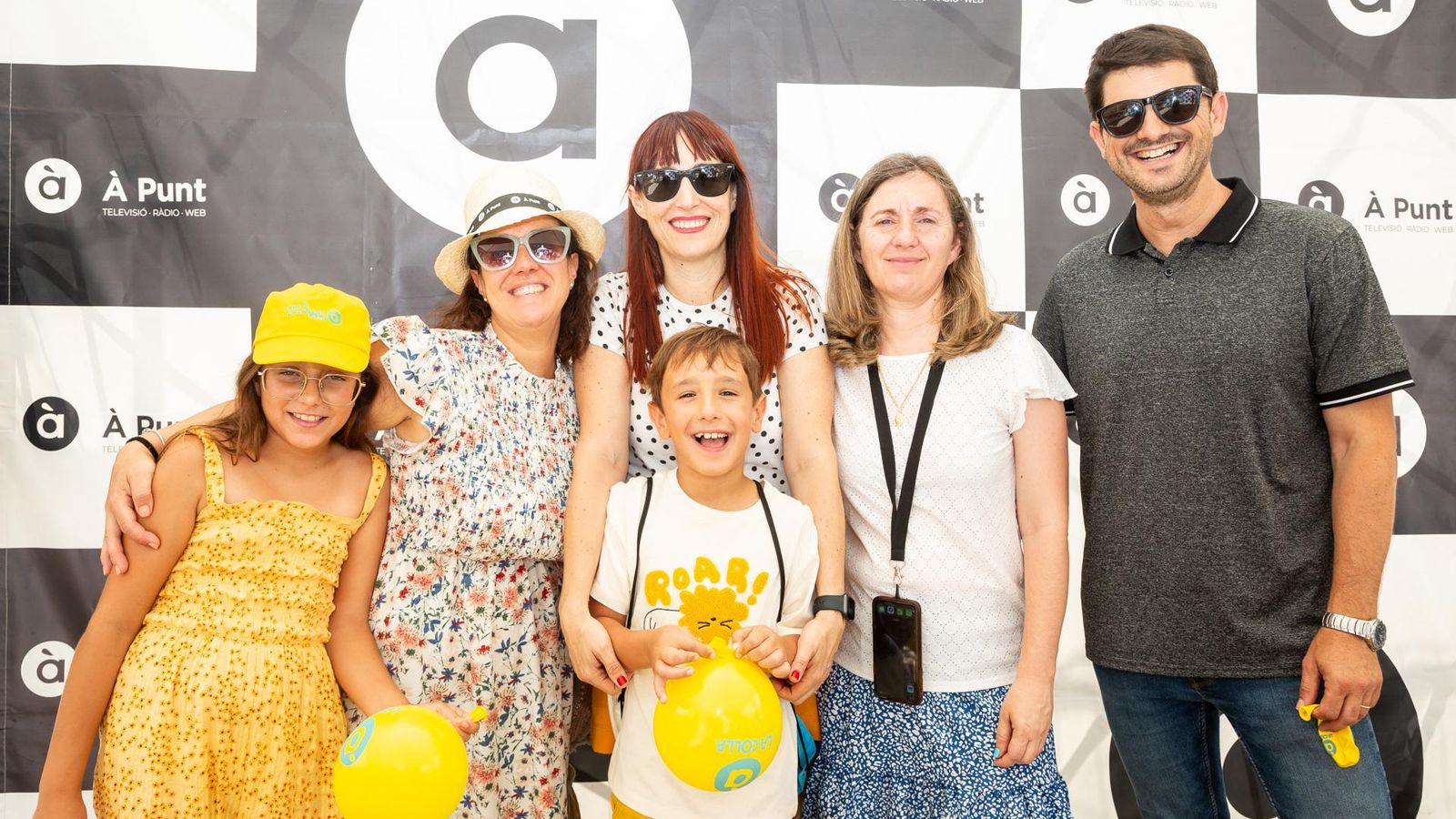 Busca't en la fotogaleria de les Fogueres de Sant Joan 2024