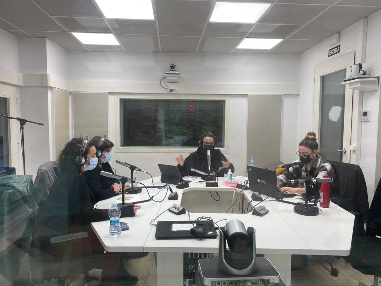 12.02.2022 | Kuzu, Miss Caffeina, Kiko Berenguer i “La vida en una cançó”