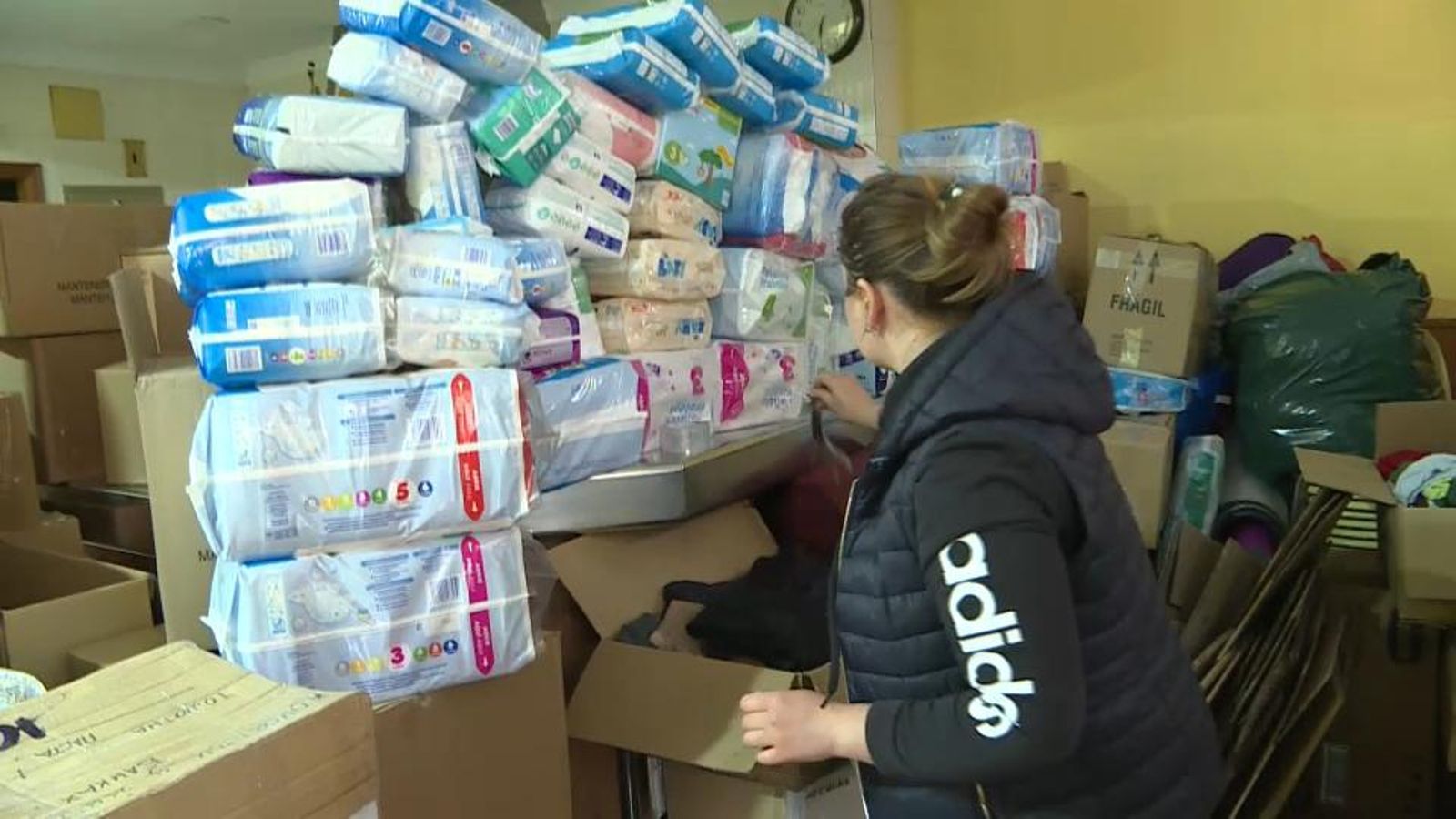 Centre de recollida d'ajuda humanitària per a Ucraïna a Dénia (Marina Alta)