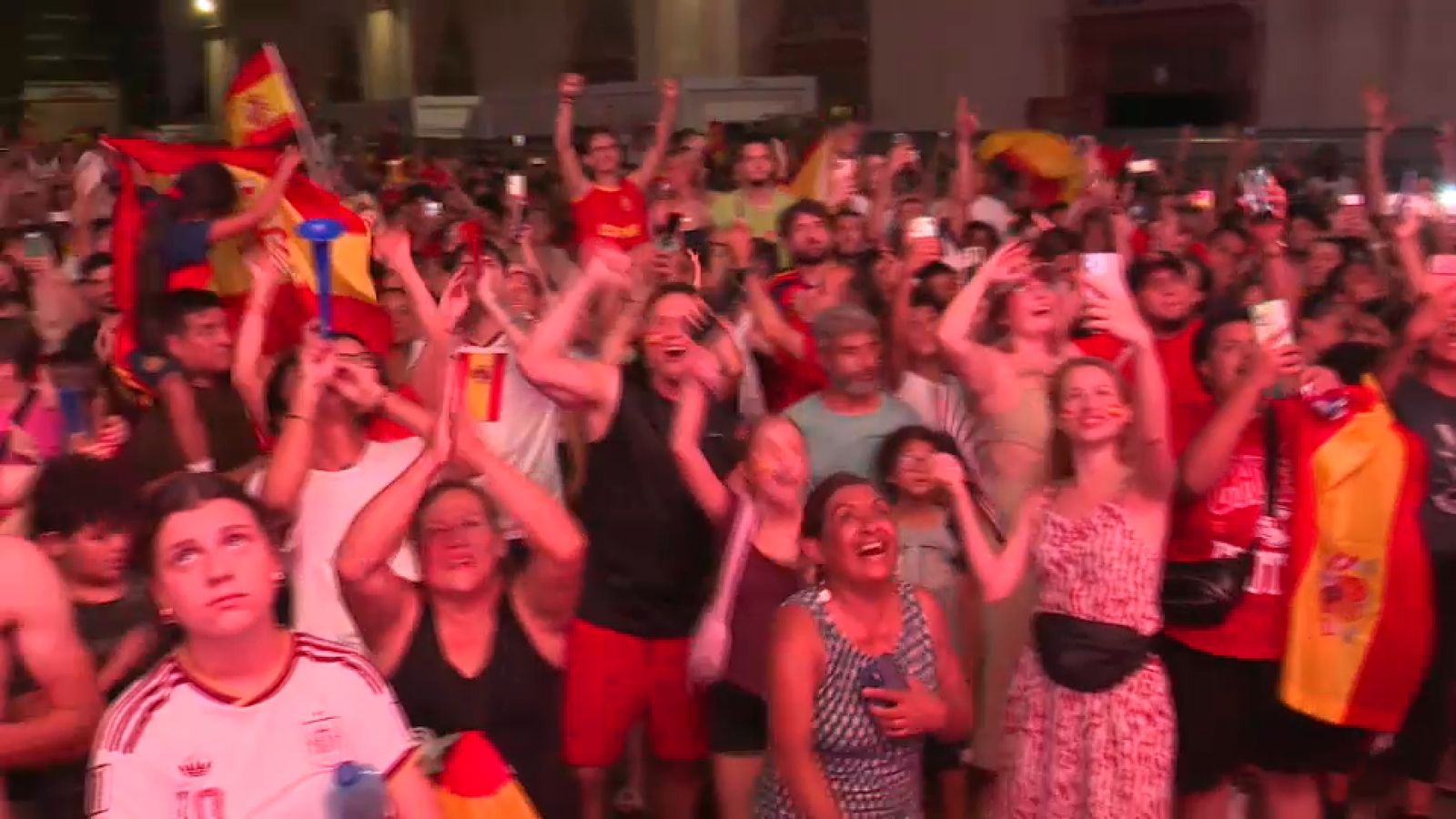 La festa, a la plaça Major de Castelló