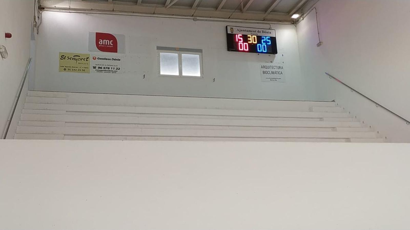 El trinquet de Dénia buit