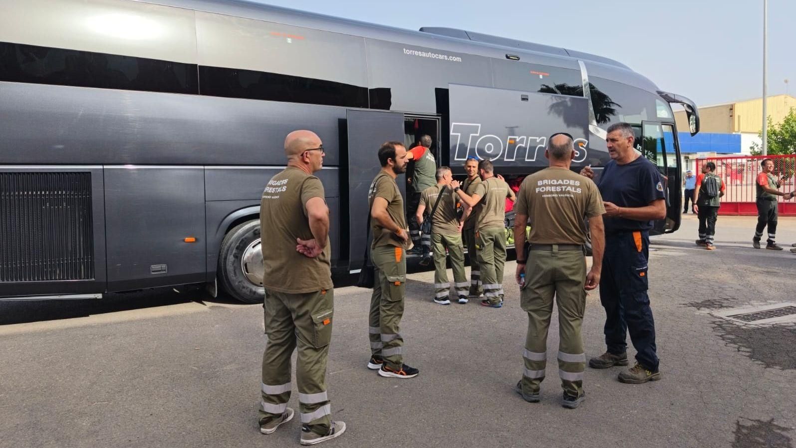 Ix cap a Lleó el quart operatiu de la Generalitat per a combatre els incendis forestals Part cap a Lleó el quart operatiu de la Generalitat per a lluitar contra els incendis