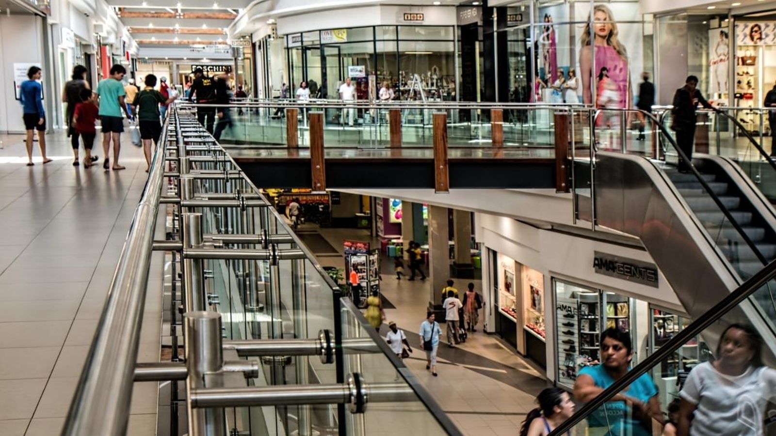 Aquest és el calendari de festius hàbils per al comerç el 2021