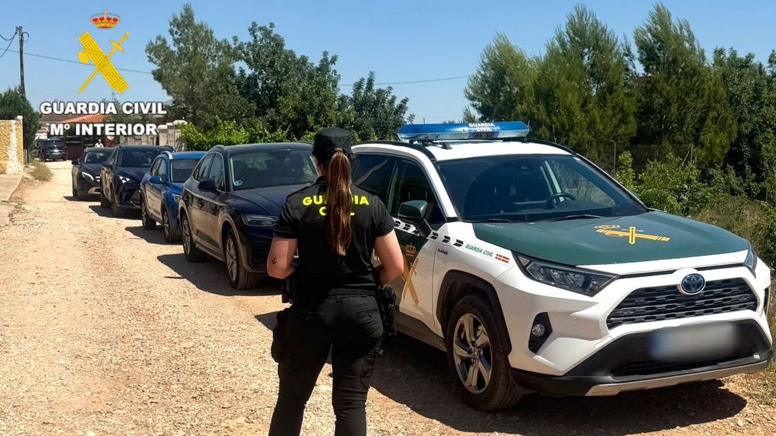 Vehicles sostrets a Montroi, a la Ribera Alta