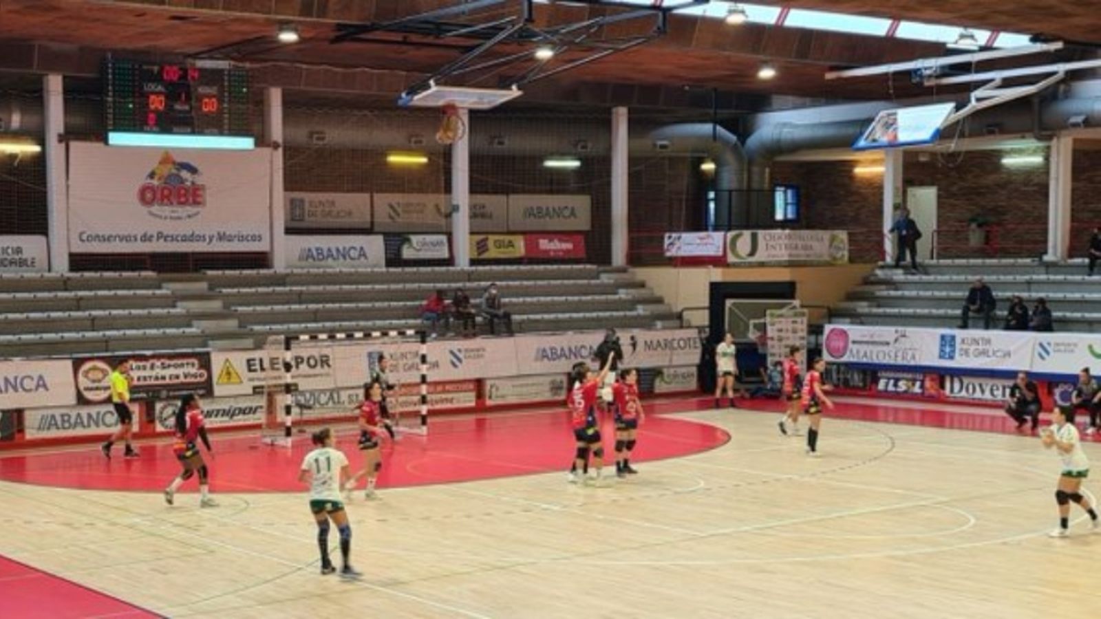 Cara i creu per a l'Elx i el Morvedre en la Lliga Guerreras