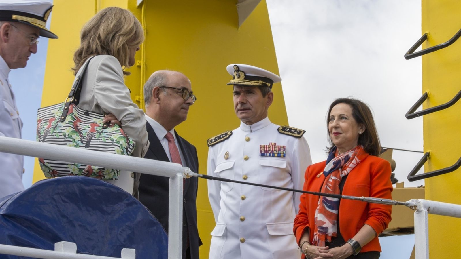 La ministra de Defensa, Margarita Robles, i el seu homòleg alemany, a Ayamonte, Huelva. Europa Press