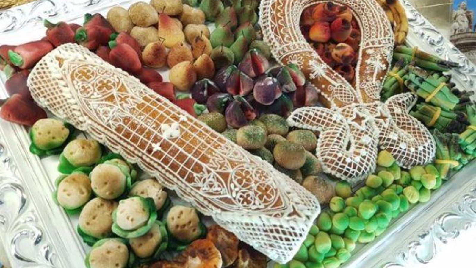 Mocadorà guanyadora del primer premi del 60 Concurs Sant Donís