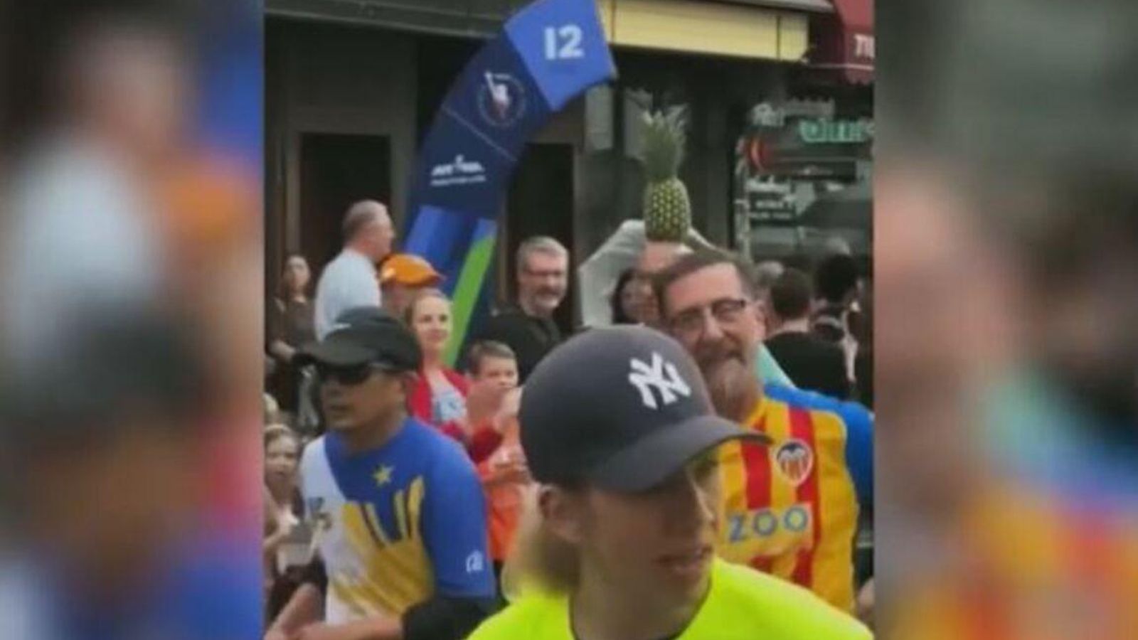 Xavi Blasco entrevista Enrique López de Briñas en 'A córrer'