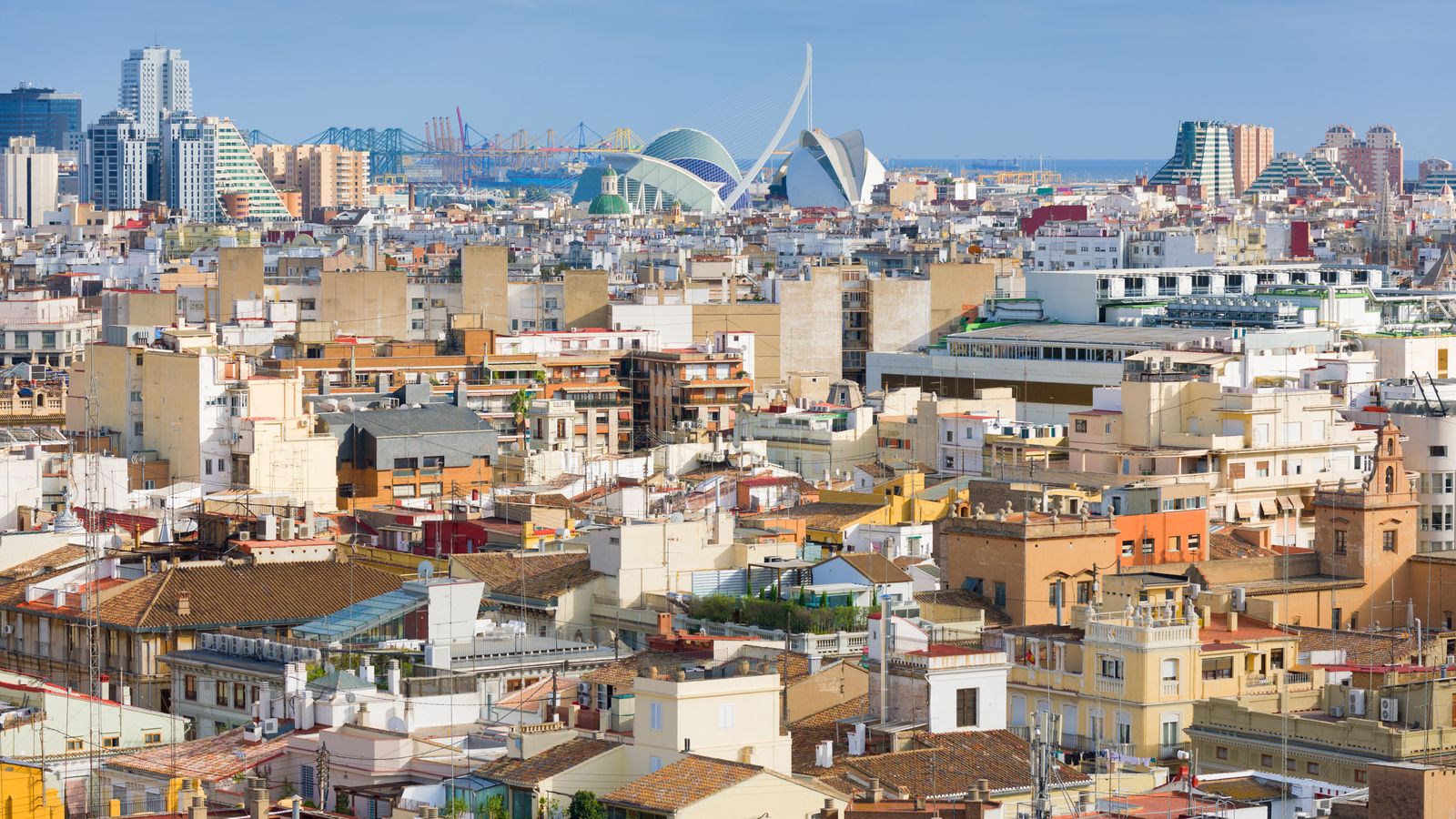València és una de les quatre capitals espanyoles on el canvi climàtic més ha condicionat la temperatura