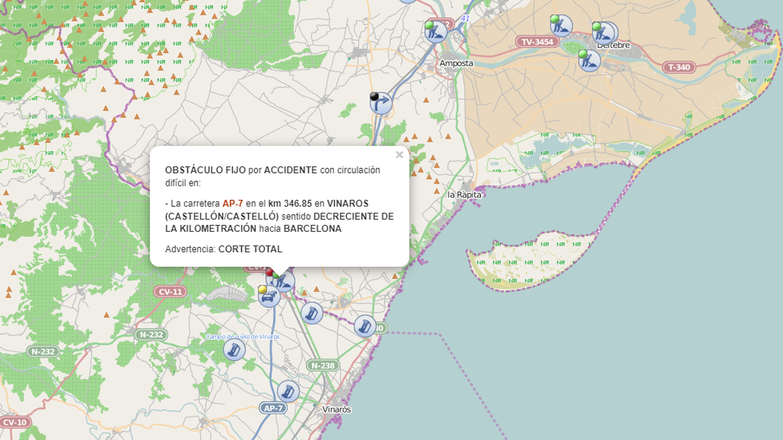 Avís de la DGT amb el tall de l'Ap 7 a l'altura de Vinaròs fins al punt negre