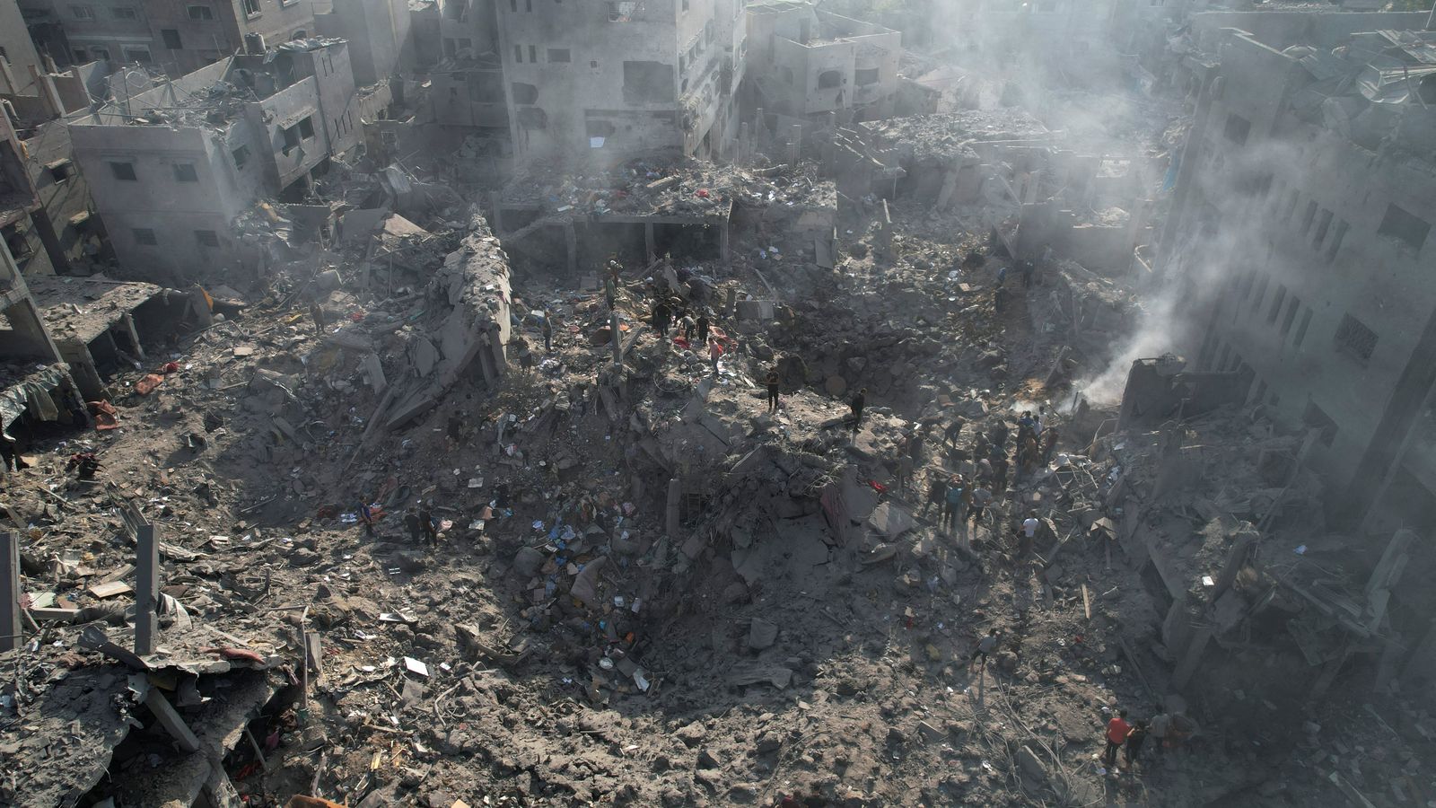 La nova imatge del barri de Bureij, un dels més cèntric de Gaza, després del bombardeig d'Isarel