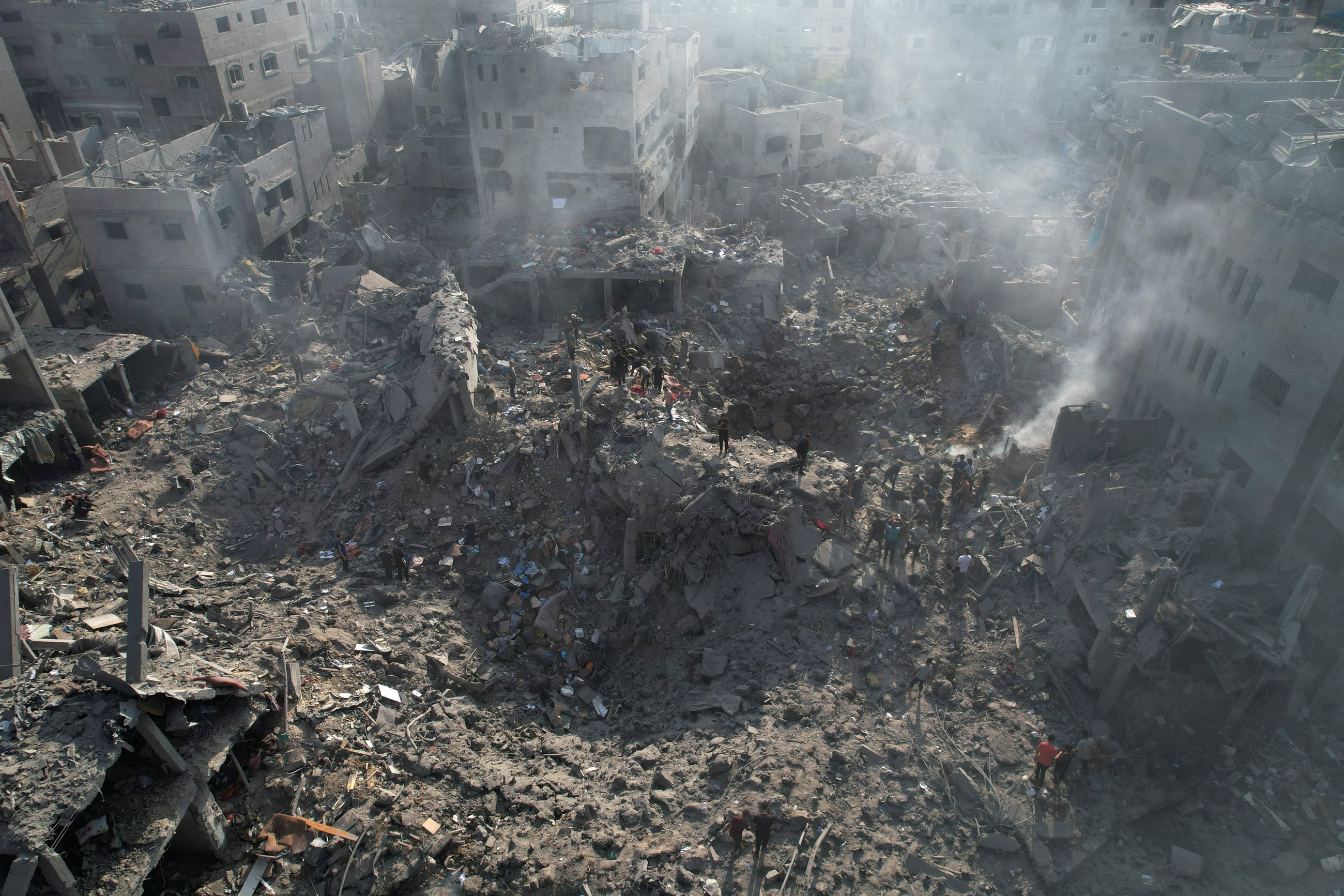 La nova imatge del barri de Bureij, un dels més cèntric de Gaza, després del bombardeig d'Isarel