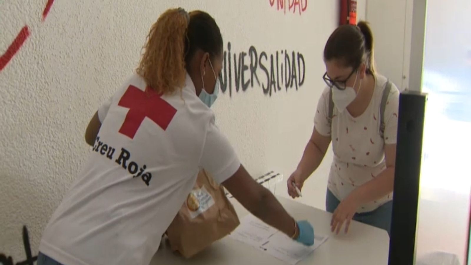 VÍDEO | Qui pot demanar l'ingrés mínim vital?