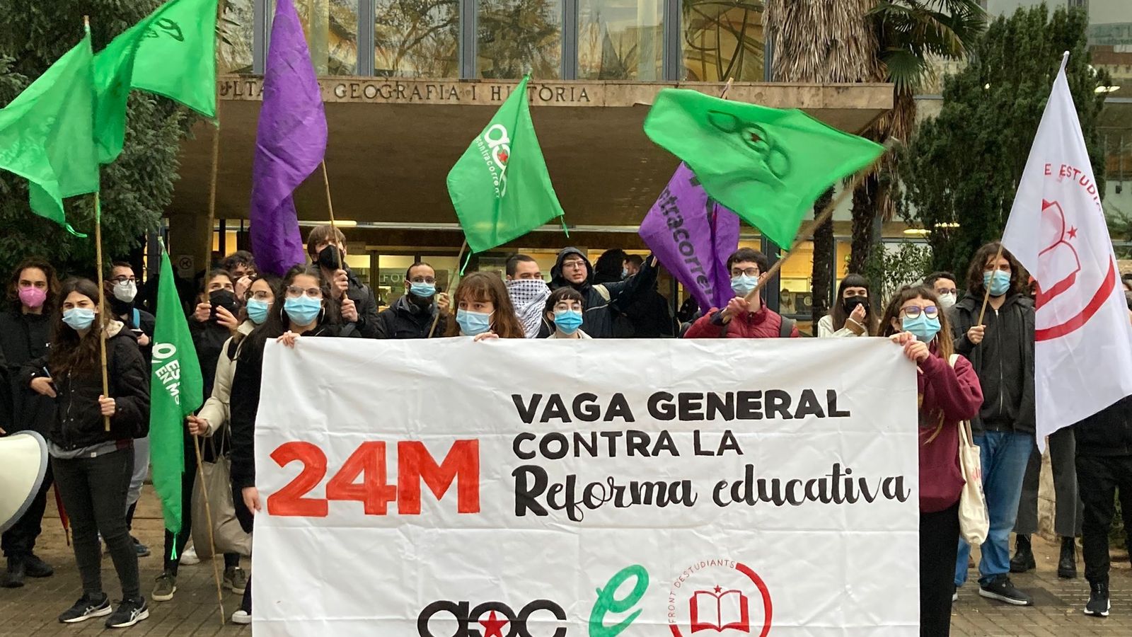 Protesta a València contra la reforma educativa