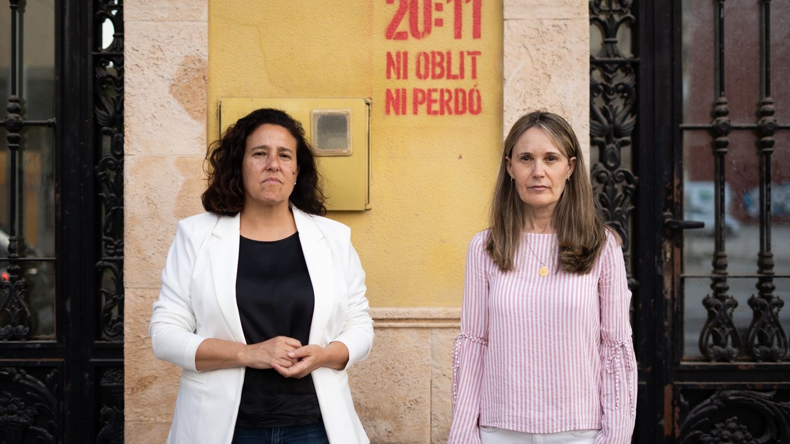 La presidenta de l'Associació Víctimes de la dana, Mariló Gradolí, i la presidenta de l'Associació Víctimes Mortals de la dana 29O, Rosa Álvarez