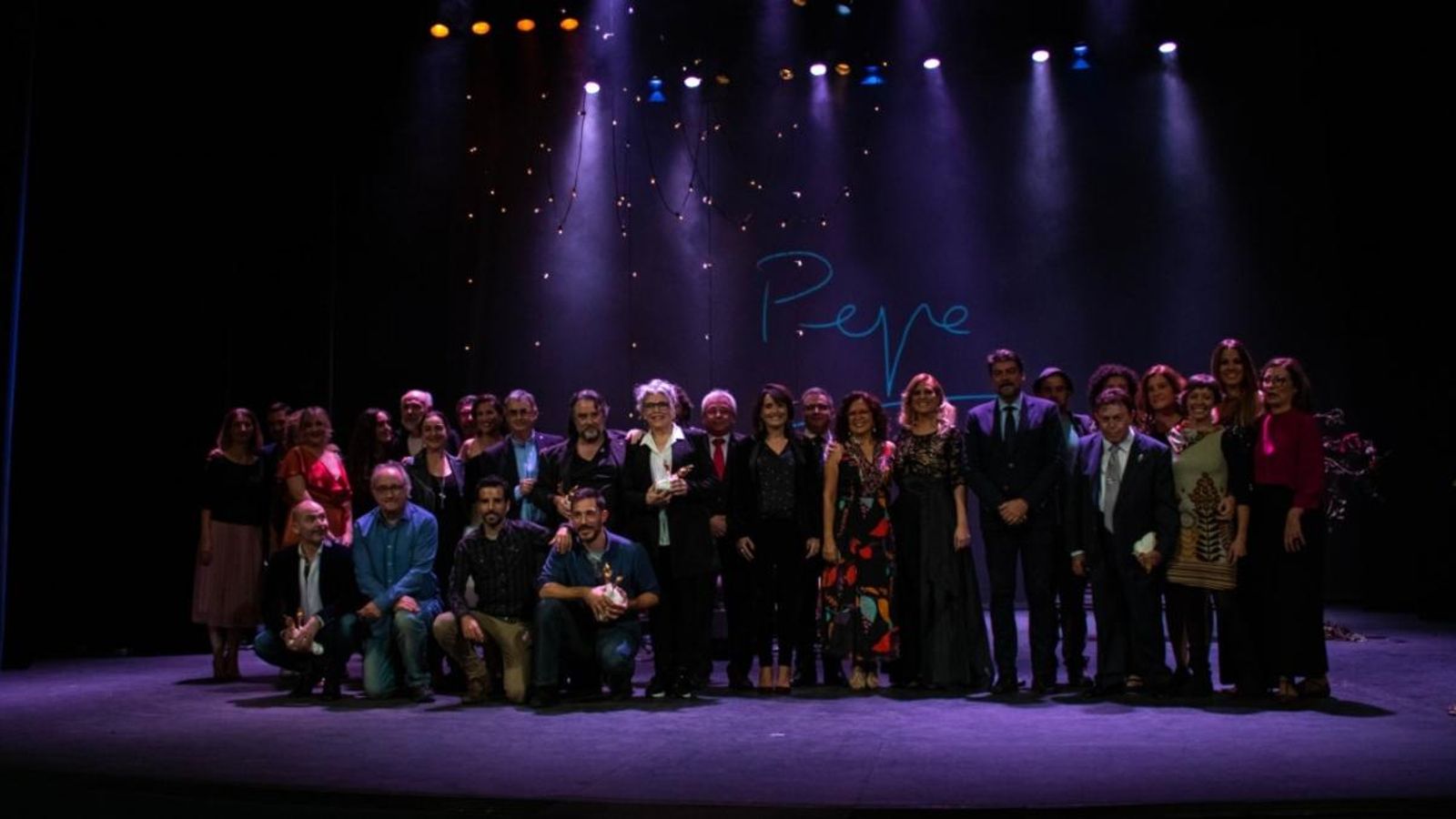 Foto de familia dels premis Estruch 2019